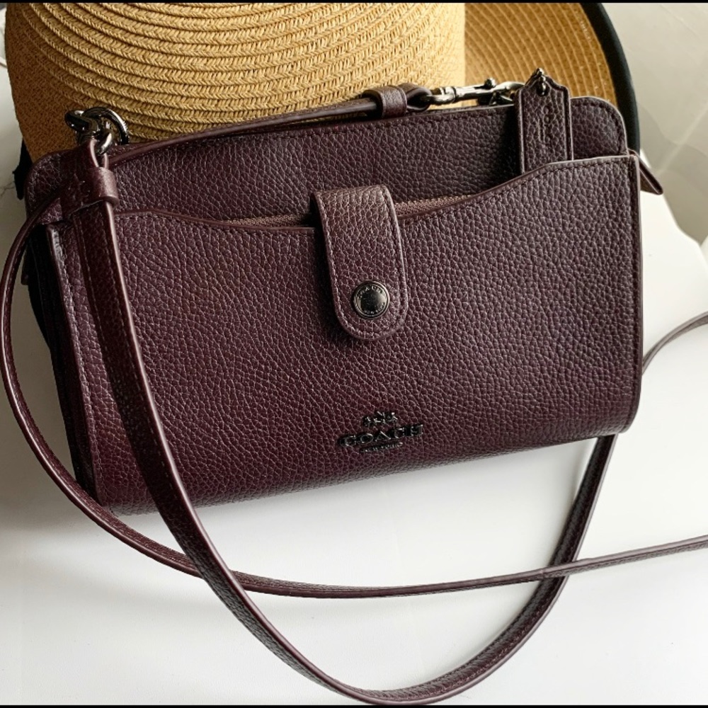 Coach Pop-Up Messenger Crossbody Bag!